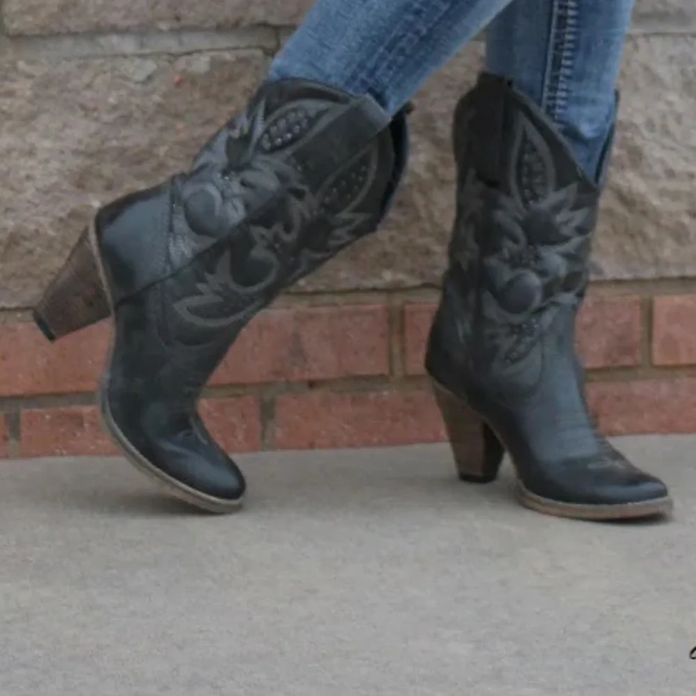 Very Volatile Denver Fashion Boot Charcoal gray Sz 7 - Picture 1 of 12